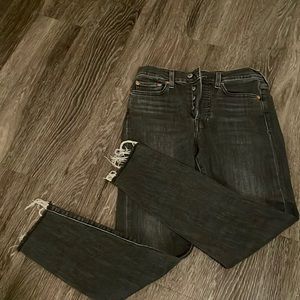 Levis skinny wedgie- stretchy